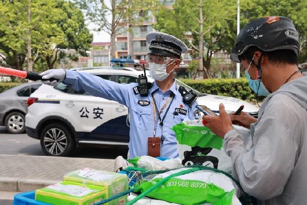 川沙新镇领导团队引领未来，塑造新篇章