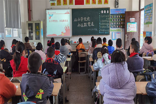 维扬区小学创新项目，培育未来之星，引领教育新篇章